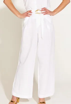 A walk in the park white pant