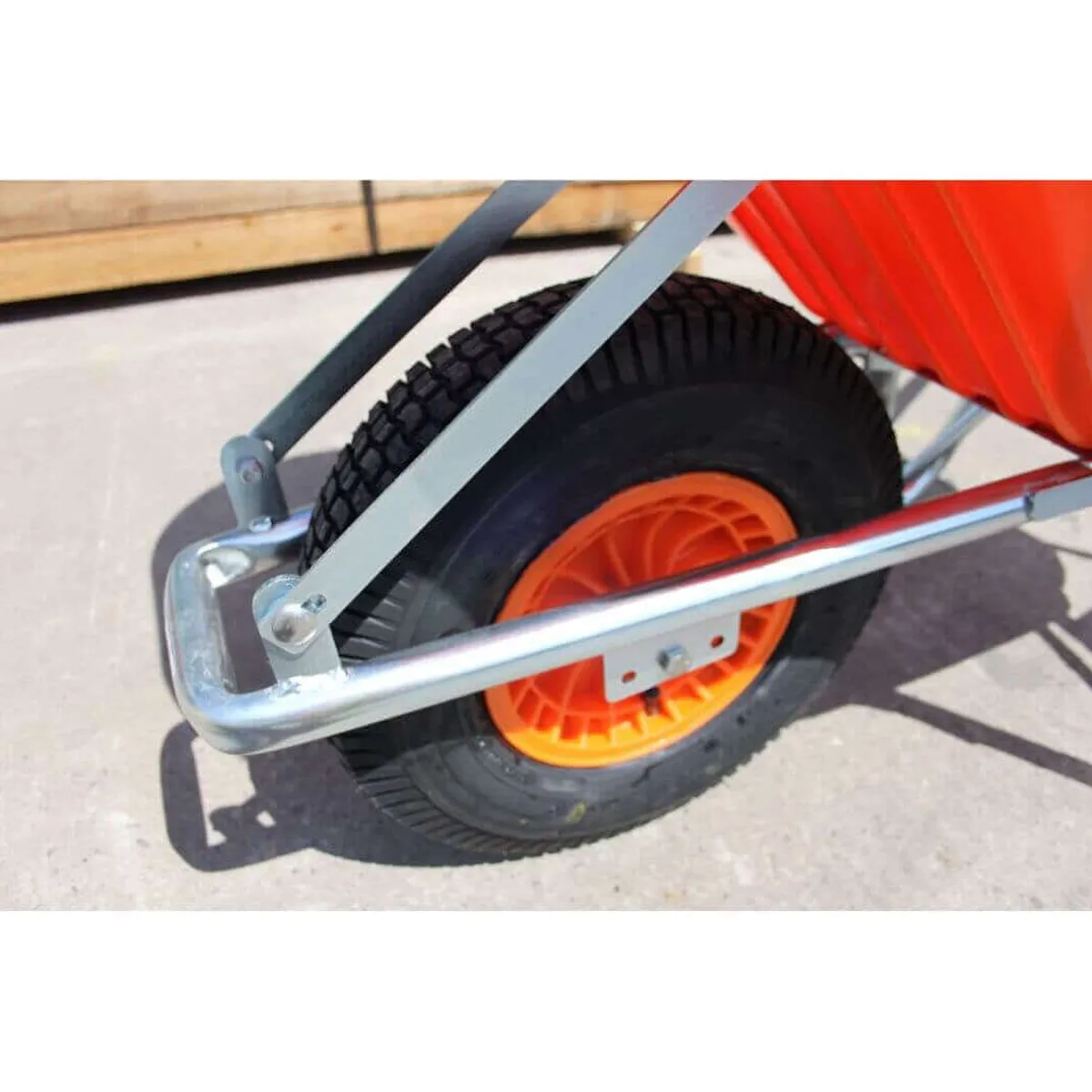 Belle Warrior Wheel Barrow 100 Litre 02204