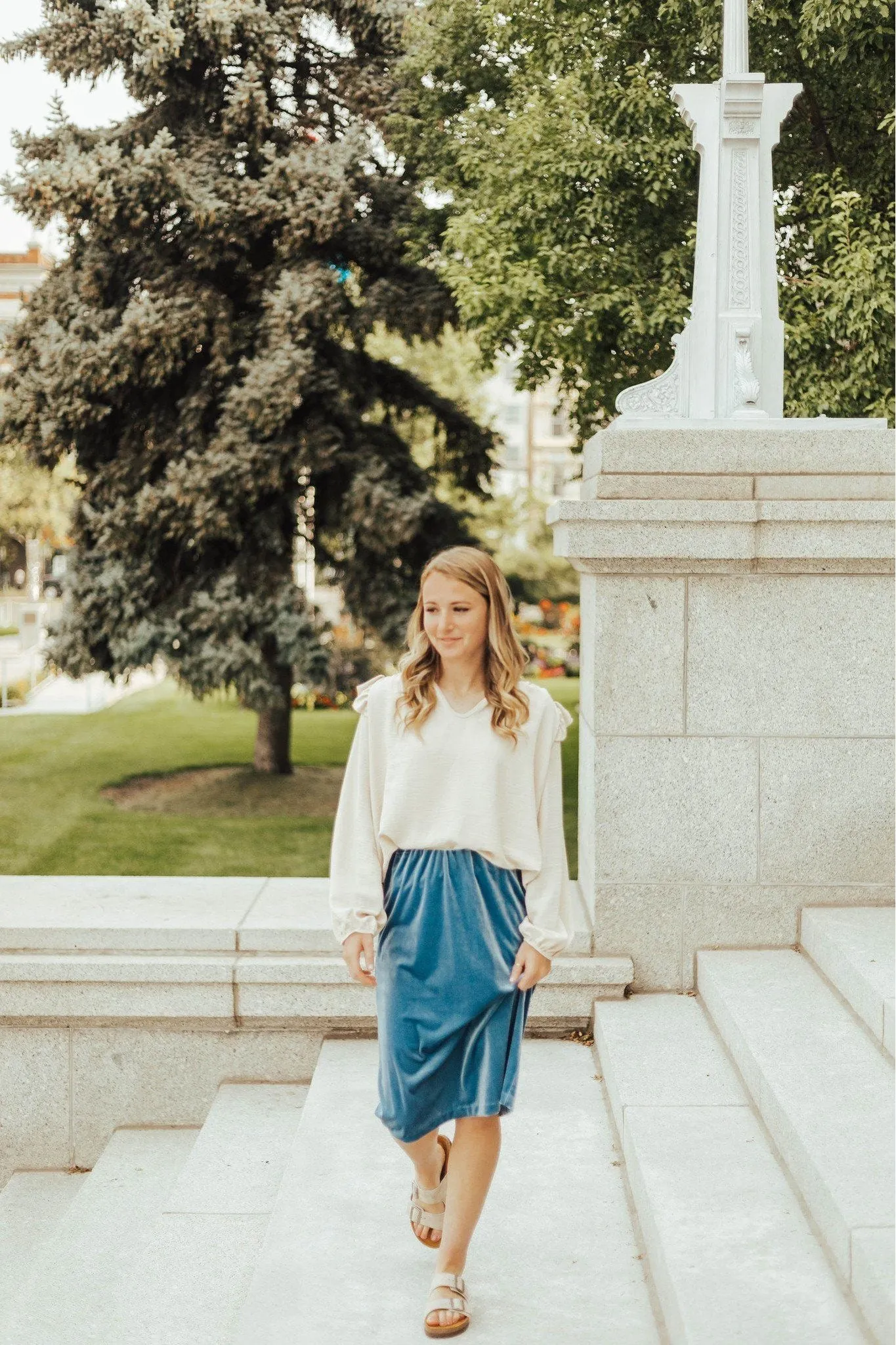 Carrie Stretch Velvet Skirt Azure