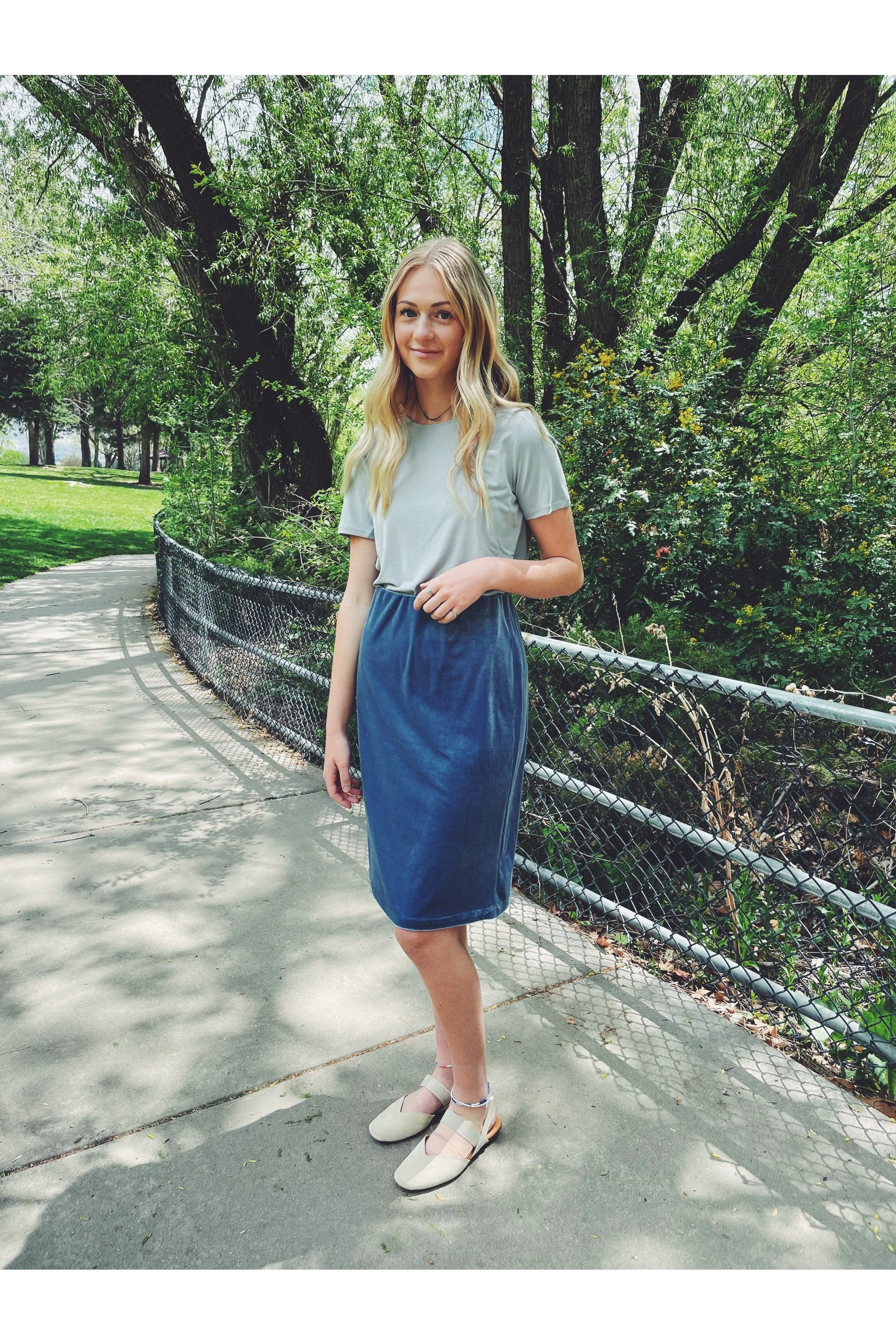 Carrie Stretch Velvet Skirt Azure