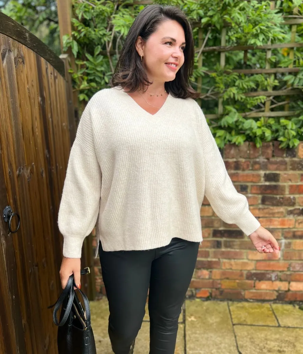 Ecru Ribbed V Neck Jumper