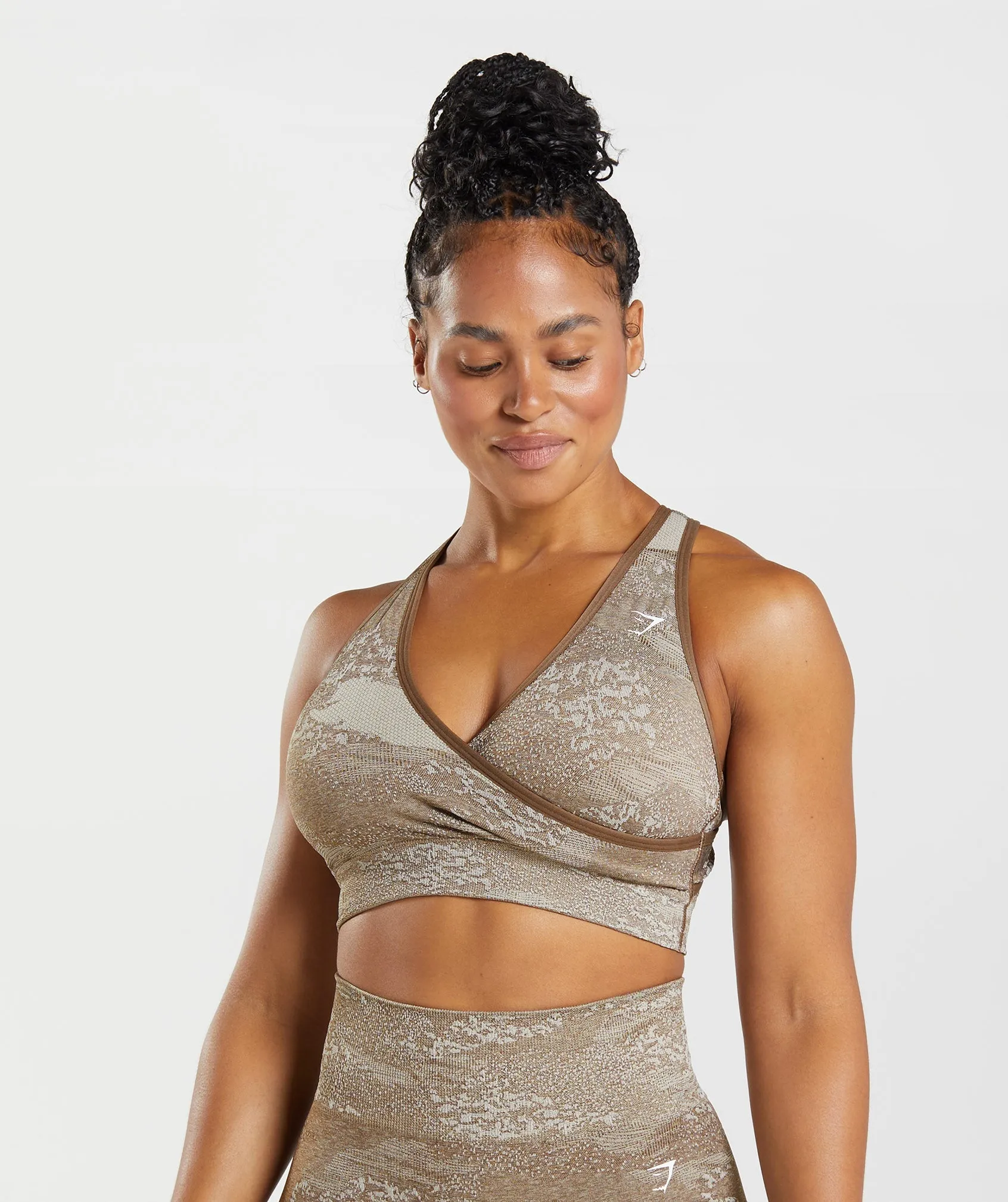 Gymshark Adapt Camo Seamless Sports Bra - Pebble Grey/Soul Brown