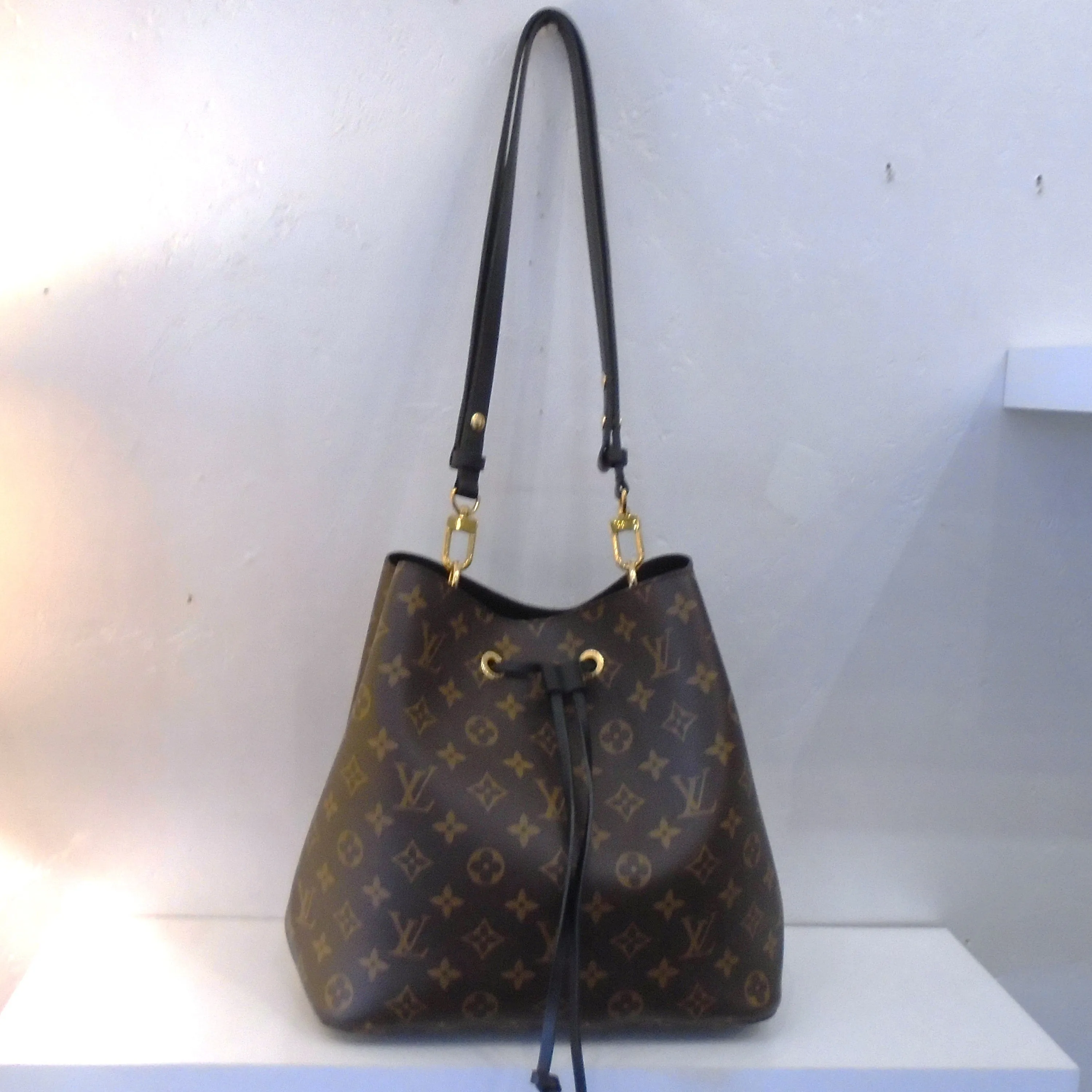 Louis Vuitton Vintage Monogram/Black NeoNoe