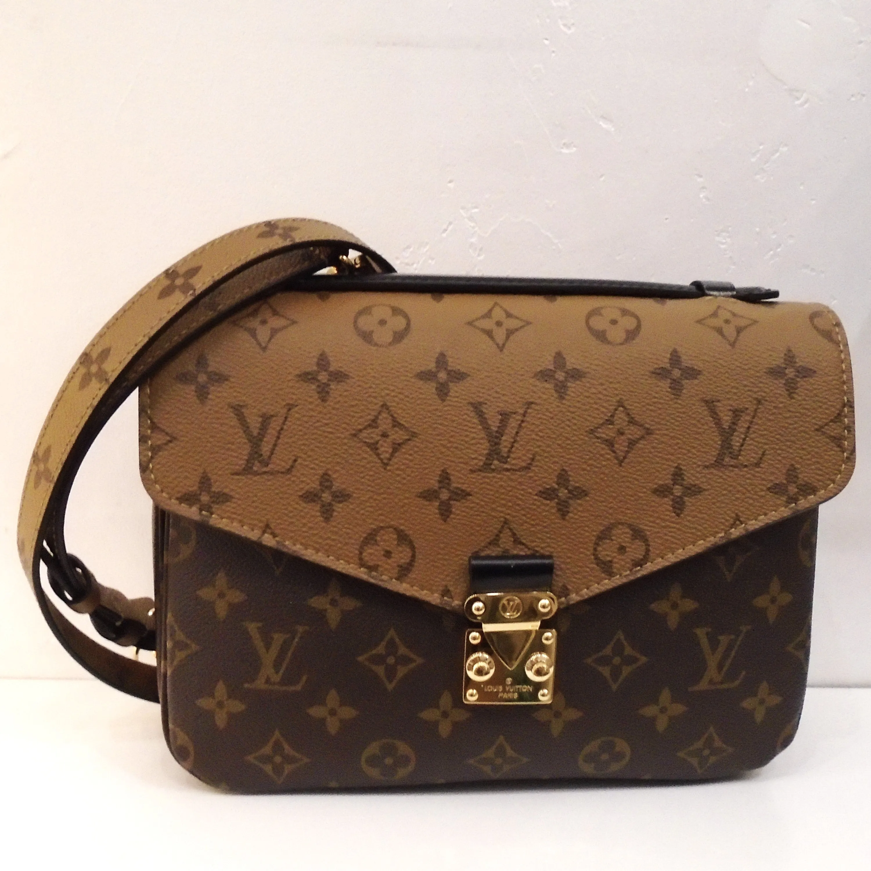 Louis Vuitton Vintage Reversible Monogram Metis MM